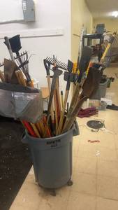 lot 255 image: Bulk Lot of Lawn and Garden Tools in Rubbermaid Brute Can