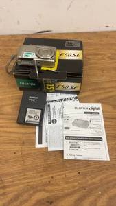 lot 304 image: Lot of 3 Digital Cameras with Accessories - Fujifilm, Kodak, HP