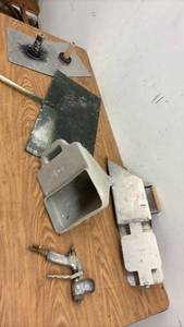 lot 395 image: Assorted Commercial Construction Hand Tools and Accessories