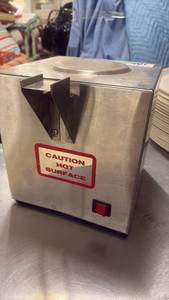 lot 407 image: Stainless Steel Commercial Coffee Warmer