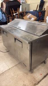 lot 242 image: True TSQ-48 Commercial Stainless Steel Sandwich Prep Table Refrigerator