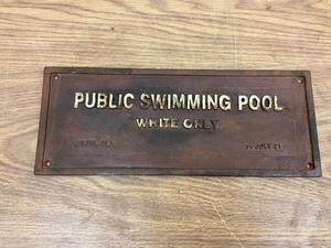 lot 441 image: Segregation era signage