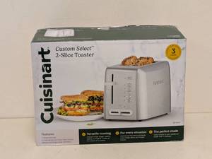 lot 58 image: CUISINART CUSTOM SELECT 2-SLICE TOASTER