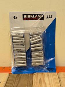 lot 163 image: KIRKLAND SIGNATURE AAA BATTERIES 48PK.