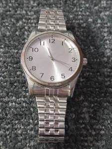lot 28 image: Mens Flex band watch. Japan movement. Stainless Steel.