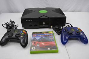 lot A-105 image: Microsoft Xbox Original Console Bundle with 2 Controllers and Project Gotham Racing 2