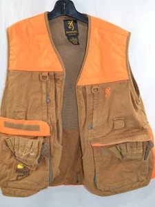 lot 173 image: Browning Pheasants Forever Upland Hunting Vest, Size Large