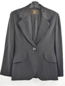 lot 179 image: Fendi 365 Black Jacket Lace Collar Size 1 (F549281)