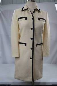 lot 194 image: Dana Buchman Womens Cream Coat