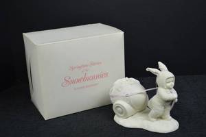 lot 42 image: Department 56 Snowbunnies Easter Delivery Figurine w Box 1994