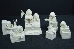 lot 48 image: Snowbabies Porcelain Figurine Lot - 7 Piece Collection Arctic Theme