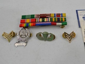 lot 250 image: Military Pins, Medals, Ribbons, and Rank Insignia Lot
