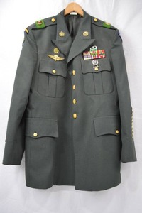 lot A-260 image: U.S. Army Airborne Dress Jacket Size 46 Long