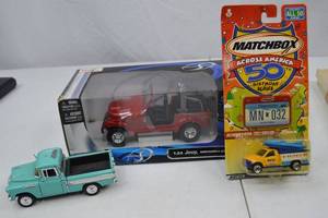 lot 276 image: Die-cast Car Lot - Maisto 124 Jeep, Matchbox 50th MN, Vintage Truck