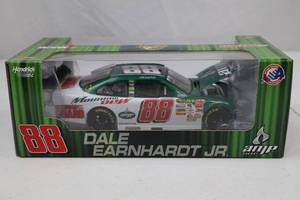 lot 67 image: Dale Earnhardt Jr. #88 Mountain Dew AMP Diecast Car in Box