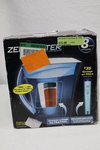 lot 76 image: ZeroWater 8-Cup Water Pitcher with 5-Stage Filtration