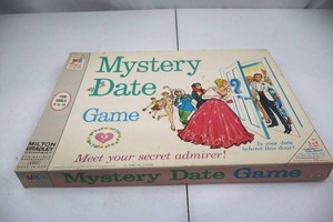 lot 290 image: Vintage Mystery Date Board Game by Milton Bradley (1965) - Complete