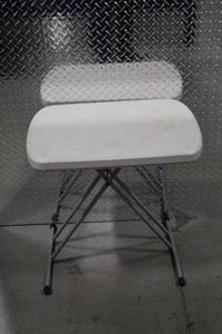 lot 324 image: Folding Utility Table, 29 x 19