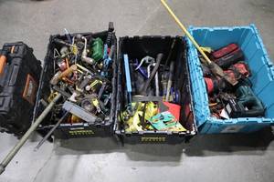 lot 331 image: Assorted Hand Tools and Power Tools Lot