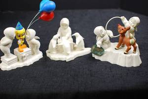 lot 28 image: Snowbabies Figurine Lot with Tweety Penguin and Rudolph