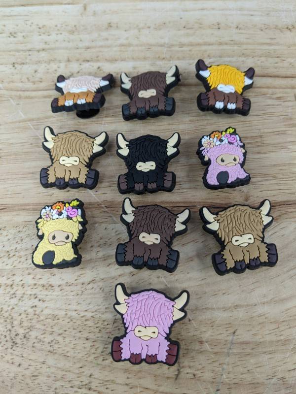 lot 38L image: 10 Highland Cow Shoe Croc Charms - Brand New
