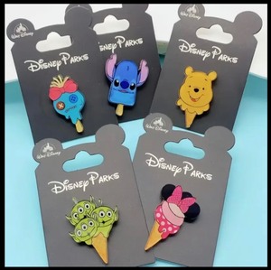 lot 81H image: 5 Disney Park Pins - Stitch, Minnie Mouse, Pooh and more - Brand New