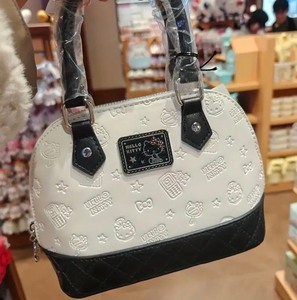 lot 31H image: Sanrio Hello Kitty Character Handbag - Brand New