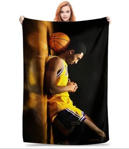 lot 8H image: Kobe Bryant Los Angeles Lakers NBA Basketball Throw Blanket - Brand New