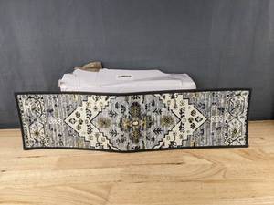 lot 82 image: 15 Carpet Stair Treads, 29.5 x 8 - Brand New A