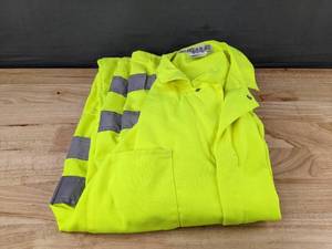 lot 232A image: Red Kap Neon Coverall Mens Size 46 Regular - New Z