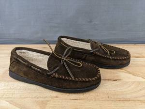 lot 244 image: Sperry Mens Moccasin Slippers Size 9 Brown