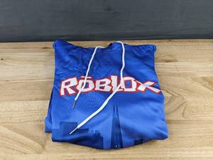 lot 258 image: Roblox Kids Hooded Sweatshirt Large - Brand New