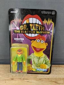 lot 72L image: Super7 Dr. Teeth & The Electric Mayhem Scooter Action Figure - Brand New