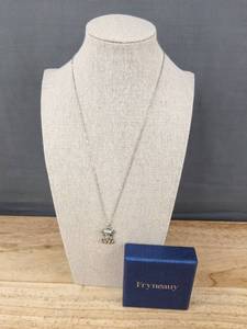 lot 76H image: Fryneauby Highland Cow .925 Sterling Silver Necklace, 20 Inch Chain - Brand New