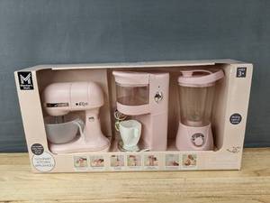 lot 49L image: Members Mark Gourmet Kitchen Appliances Toy Set - Brand New