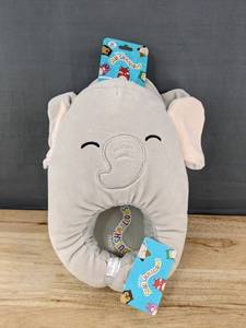 lot 62L image: Squishmallows Elephant Slippers Size 89 - Brand New