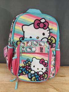 lot 33L image: Hello Kitty Backpack with Lunch Bag Set - Brand New