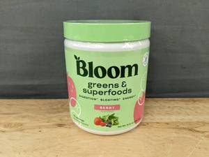 lot 73L image: 48 Servings Bloom Greens & Superfoods Berry 9.24oz $36 Retail - Brand New