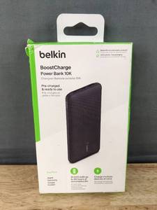 lot 72H image: Belkin BoostCharge Power Bank 10K - New