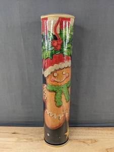 lot 505 image: Holiday Rug - 17 Inch Wide Christmas Gingerbread Design - Brand New A