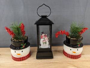 lot 511 image: 2 Snowman Planters & Lantern Waterglobe - Brand New