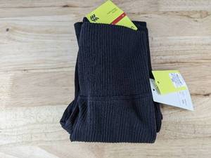 lot 527 image: All in Motion Ribbed Legging, Womens XS - Brand New