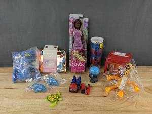 lot 533 image: Variety of Childrens Toys and Games - Brand New