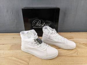 lot 130P image: Pastry Cassatta High Womens Sneakers Size 9 White - Brand New