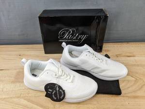lot 170P image: Pastry Studio Trainer Womens Sneakers White, Size 8.5 - Brand New
