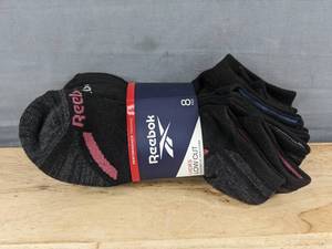 lot 101L image: Reebok Ladies Low Cut Socks 8-Pack, Size 4-10, Performance Training - Brand New