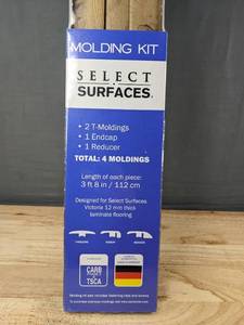 lot 623 image: Select Surfaces Molding Kit, 4 Piece, Victoria 12mm Laminate Flooring - Brand New