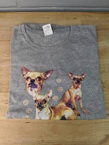 lot 409 image: Adult Fitted Heather Gray Chihuahua T-Shirt XL - Brand New P