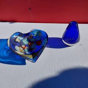 lot 32 image: Heart Shaped Glass Bowl with Multi-Colored Inclusions, Blue Glass Vase with Dot Patterns