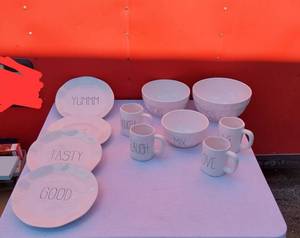 lot 66 image: Dinner Set including Plates and Mugs with Fun Sayings on Them
